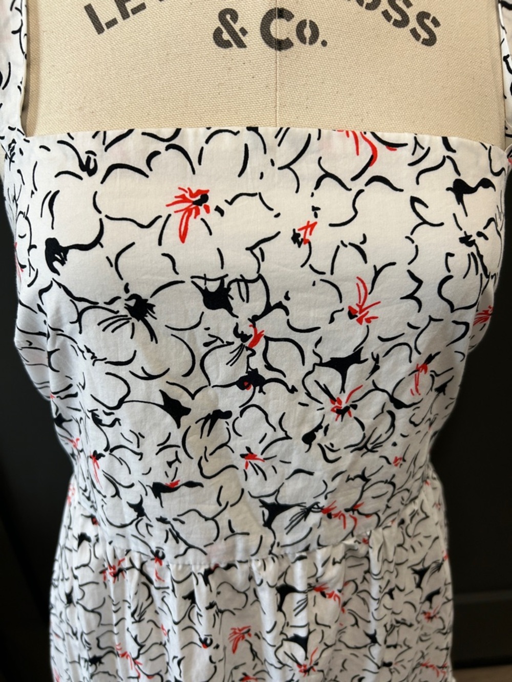 Zara White Maxi Dress with Black and Pink Floral Print - Picture 6 of 8